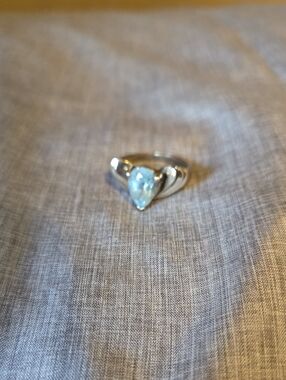 Vintage Silver Pear-Cut Aquamarine Ring - Light Blue